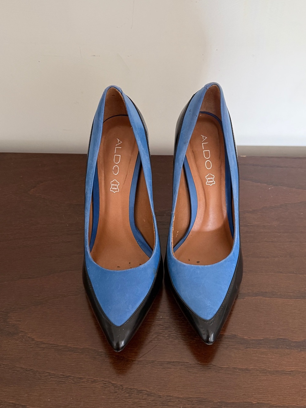 ALDO Blue and Black Pointed Toe Heels